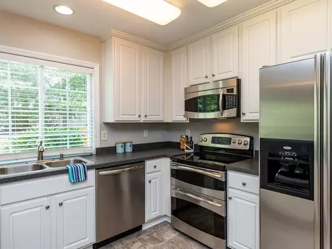 1108 Mallory Ln, Durham, NC 27713 photo 4
