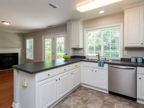 1108 Mallory Ln, Durham, NC 27713 photo 7