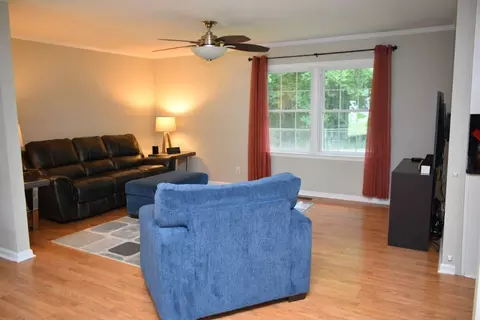 203 Hillview Dr, Durham, NC 27703 photo 7