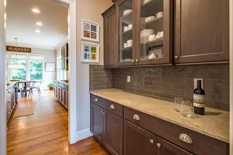 121 Ruskin Dr, Chapel Hill, NC 27516 photo 8