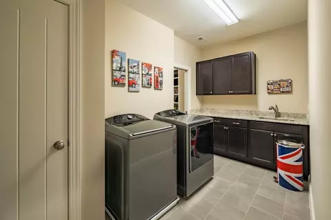 121 Ruskin Dr, Chapel Hill, NC 27516 photo 25