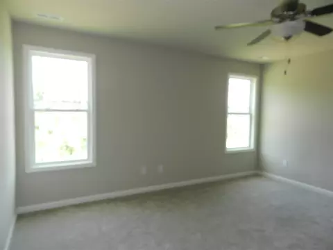 220 Cornfield Ln, Benson, NC 27504 photo 9