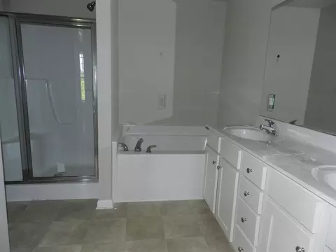 220 Cornfield Ln, Benson, NC 27504 photo 8