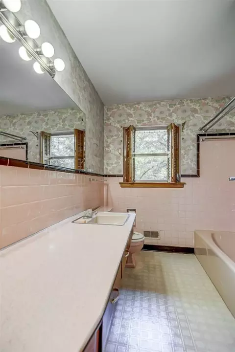 803 W Maynard Ave, Durham, NC 27704 photo 10