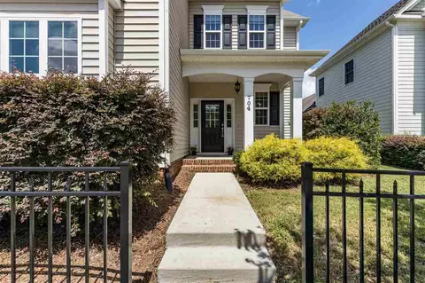 704 Resplendent Pl, Raleigh, NC 27603 photo 2