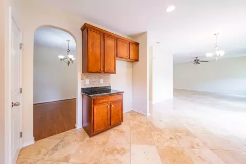 1902 Pear Tree Ln, Durham, NC 27703 photo 9