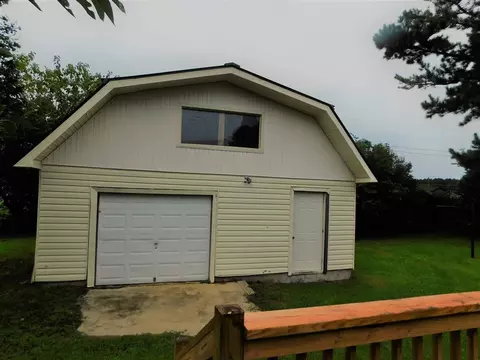 307 E Kennedy Cir, Benson, NC 27504 photo 5