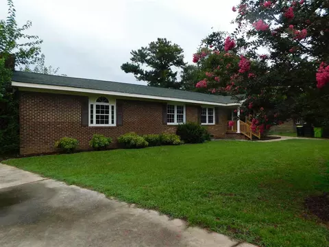 307 E Kennedy Cir, Benson, NC 27504 photo 2