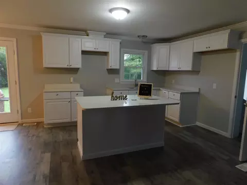 307 E Kennedy Cir, Benson, NC 27504 photo 16
