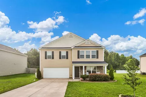115 Archer Dr, Bunnlevel, NC 28323 photo 1