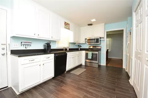 906 Frances Dr, Garner, NC 27529 photo 8