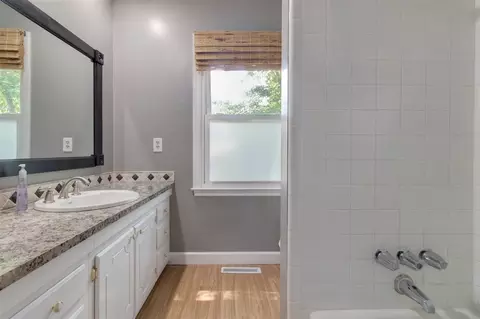 4731 Heritage Dr, Durham, NC 27712 photo 21