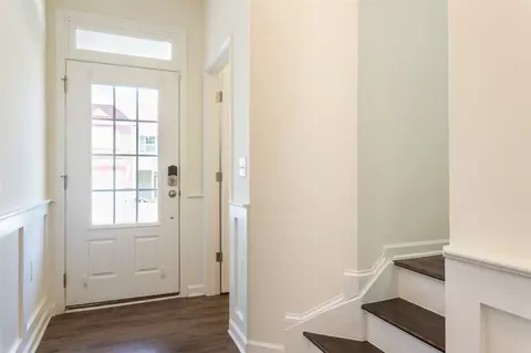 4348 Flintlock Ln, Durham, NC 27704 photo 4
