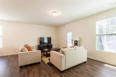 4348 Flintlock Ln, Durham, NC 27704 photo 6