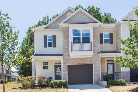 4348 Flintlock Ln, Durham, NC 27704 photo 1