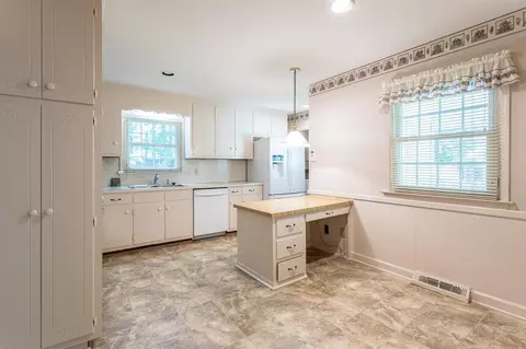 2323 Anthony Dr, Durham, NC 27705 photo 8
