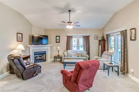 176 Beasley Estates Dr, Benson, NC 27504 photo 11