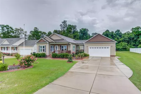 176 Beasley Estates Dr, Benson, NC 27504 photo 1