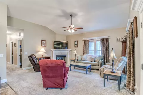 176 Beasley Estates Dr, Benson, NC 27504 photo 14