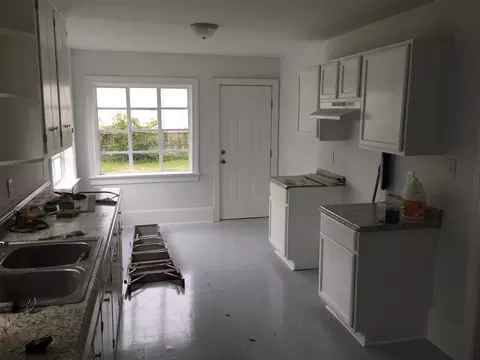 1009 W Broad St, Dunn, NC 28334 photo 7