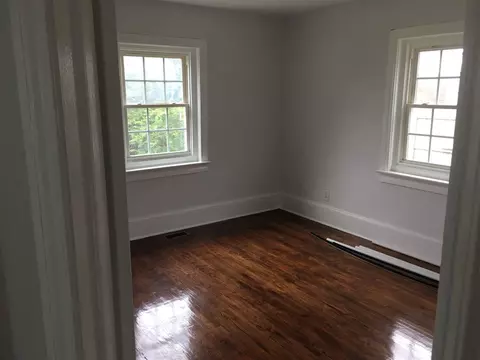 1009 W Broad St, Dunn, NC 28334 photo 4