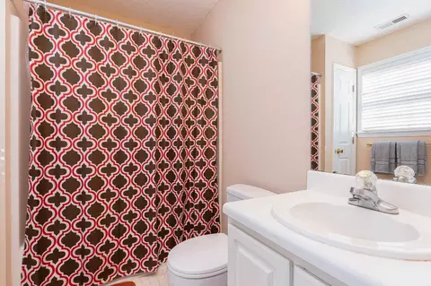 2038 Bayleaf Dr, Durham, NC 27712 photo 14