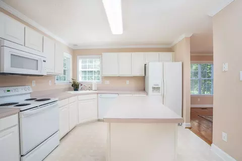 2038 Bayleaf Dr, Durham, NC 27712 photo 10