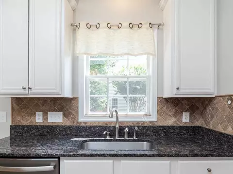 3000 Commodore Dr, Apex, NC 27502 photo 10
