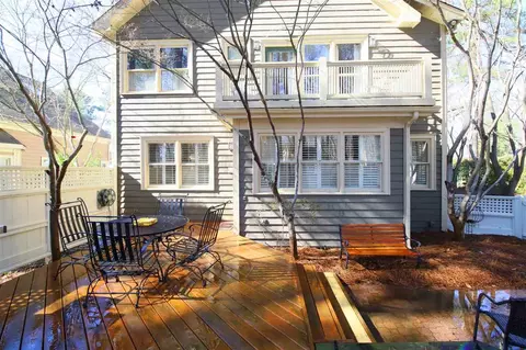 201 Wind Ln, Cary, NC 27518 photo 3