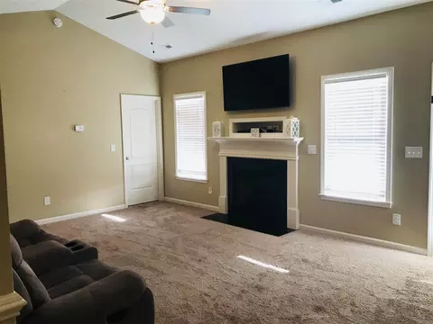 200 Cider Ct, Benson, NC 27504 photo 8