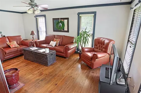 185 Robin Loop, Dunn, NC 28334 photo 5