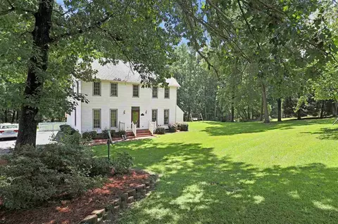 185 Robin Loop, Dunn, NC 28334 photo 1