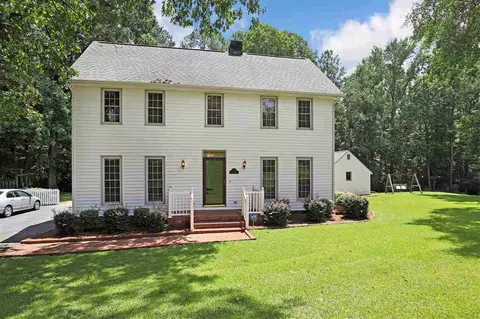 185 Robin Loop, Dunn, NC 28334 photo 2