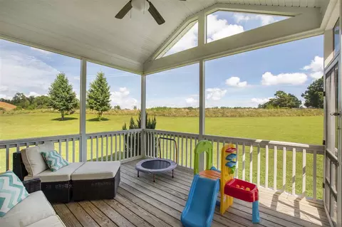 108 Sutton Springs Dr, Garner, NC 27529 photo 4