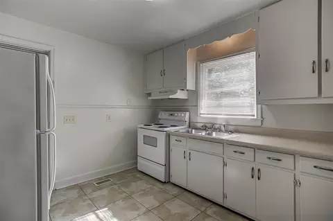411 N Maple St, Durham, NC 27703 photo 5
