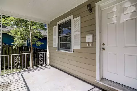 411 N Maple St, Durham, NC 27703 photo 2