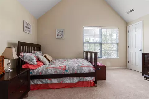 2040 Spring Creek Dr, Durham, NC 27704 photo 20