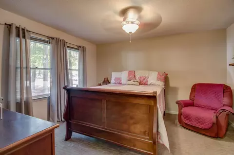 411 Chivalry Dr, Durham, NC 27703 photo 15