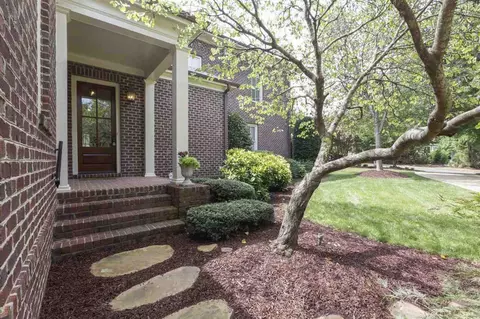 107 Devonhall Ln, Cary, NC 27518 photo 3