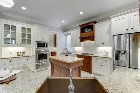 107 Devonhall Ln, Cary, NC 27518 photo 6