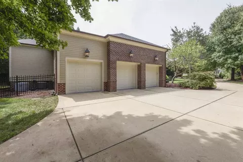 107 Devonhall Ln, Cary, NC 27518 photo 30