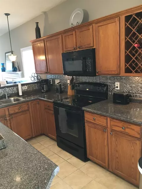 200 Maymont Dr, Durham, NC 27703 photo 10