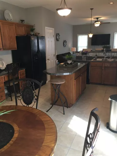 200 Maymont Dr, Durham, NC 27703 photo 8