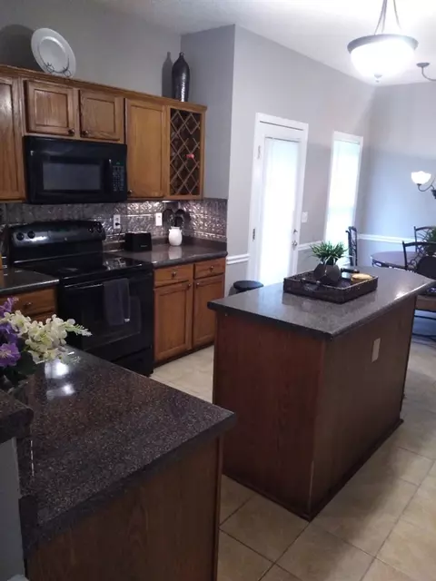 200 Maymont Dr, Durham, NC 27703 photo 12