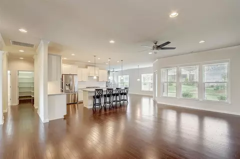 201 Turnstone Dr, Durham, NC 27703 photo 7
