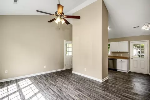 120 Brook Pl, Smithfield, NC 27577 photo 2