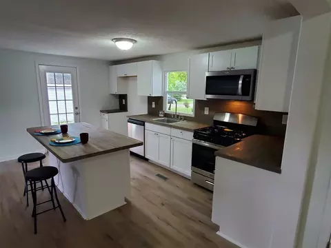 606 E Davis St, Smithfield, NC 27577 photo 6