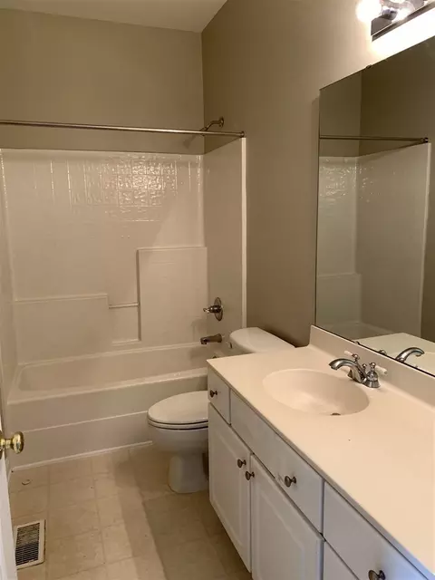 40 Scottish Ln, Durham, NC 27707 photo 10