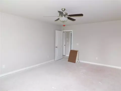 106 Cornfield Ln, Benson, NC 27504 photo 10