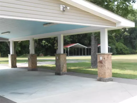 611 E Anderson St, Selma, NC 27576 photo 6